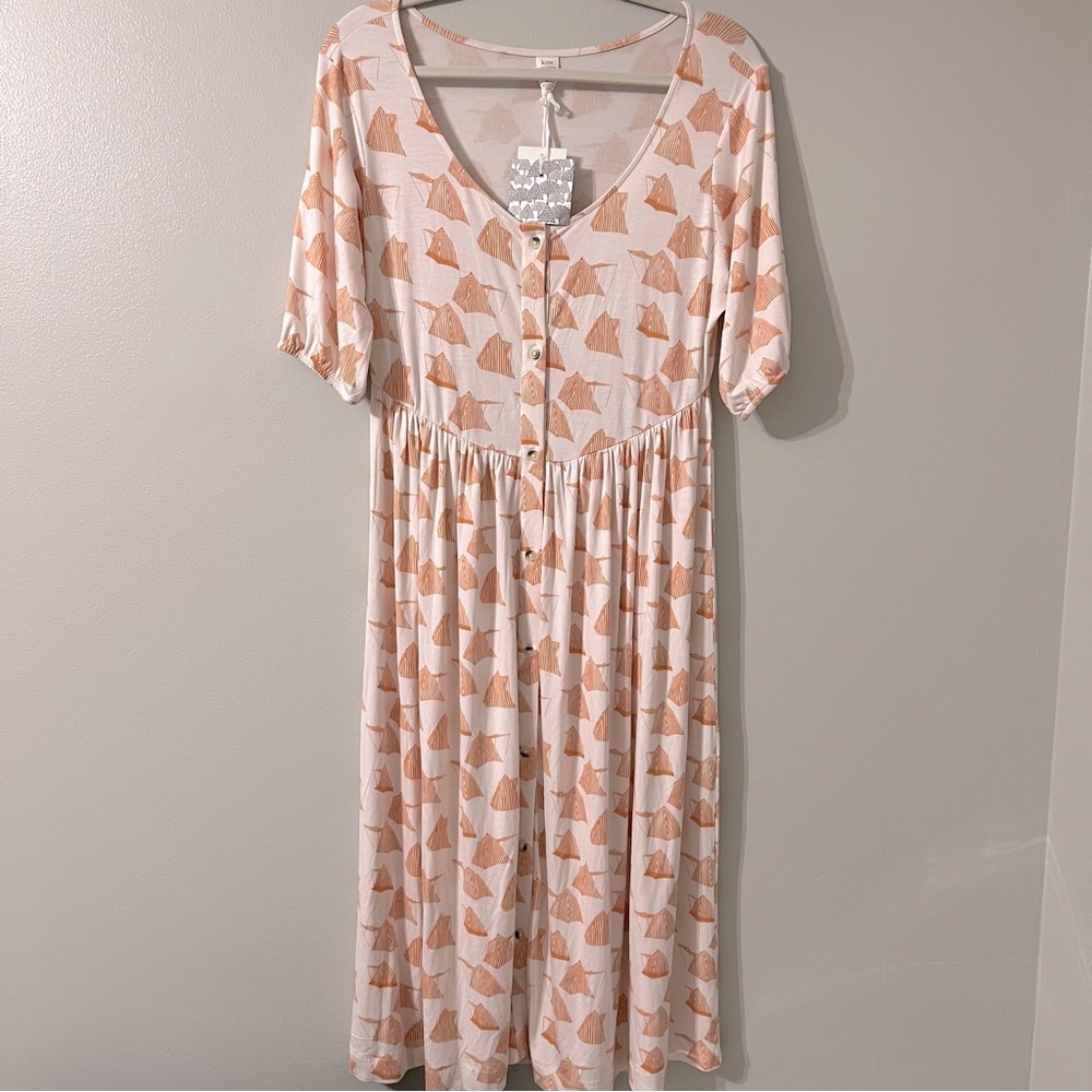 NWT Kate Quinn V Waist Dress M